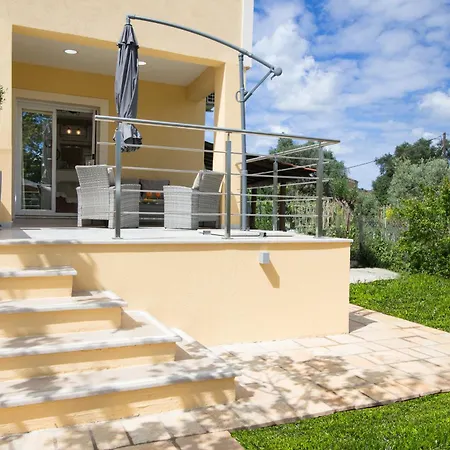 Дом отдыха Grand Skylight Kastania (Corfu)